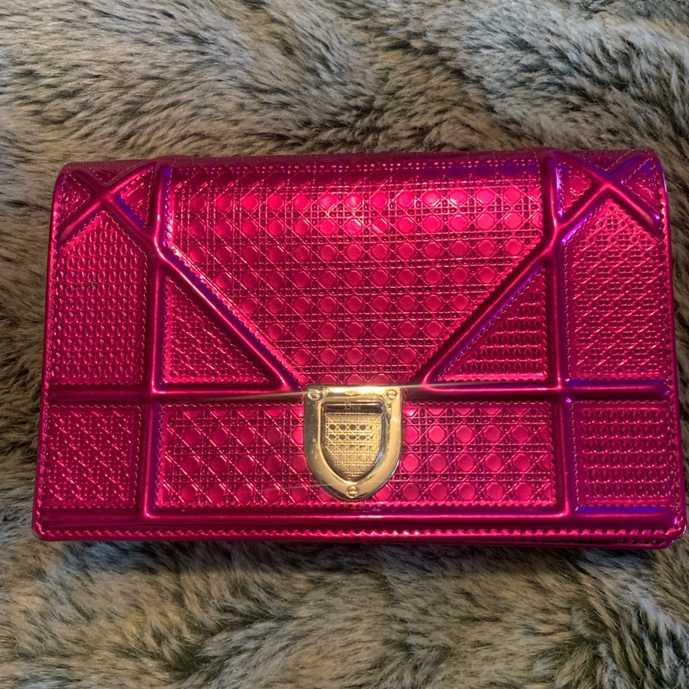 Dior Diorama wallet on chain WOC